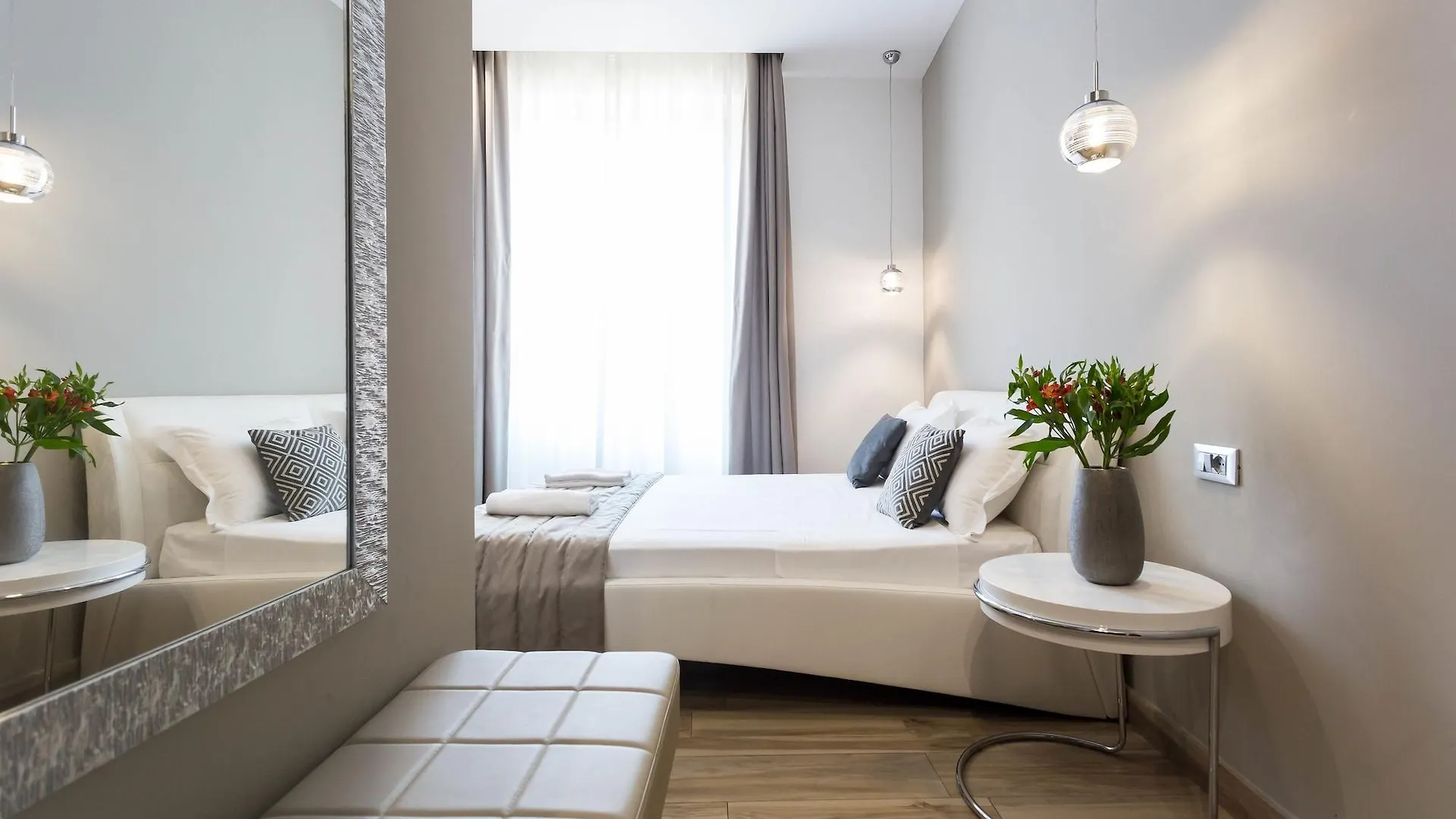 Aparthotel Durini Milan
