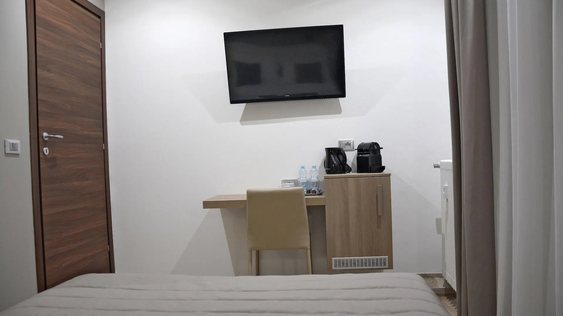 Aparthotel Durini Milano 2*,
