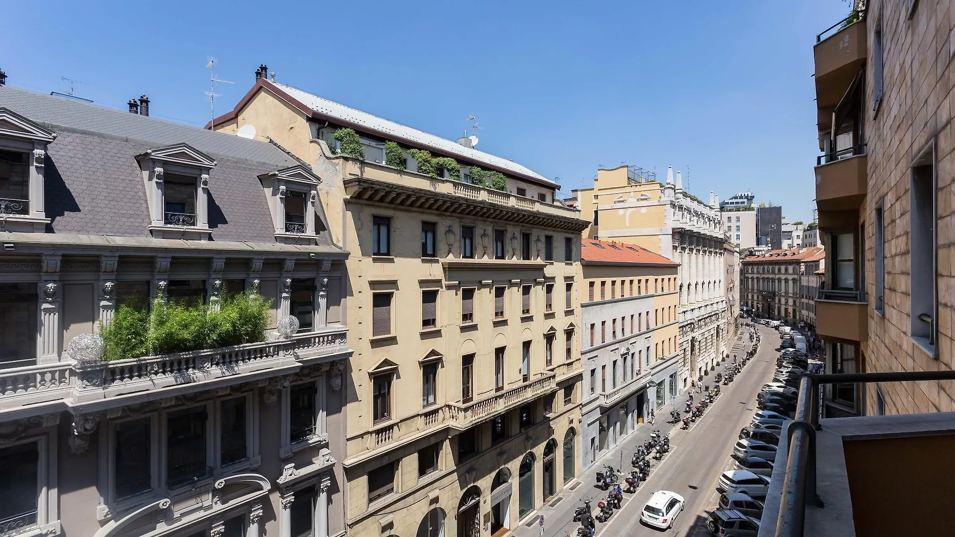 Aparthotel Durini Milan