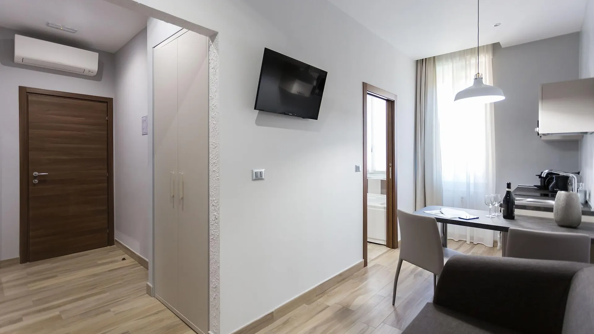 Aparthotel Durini Milan Italy