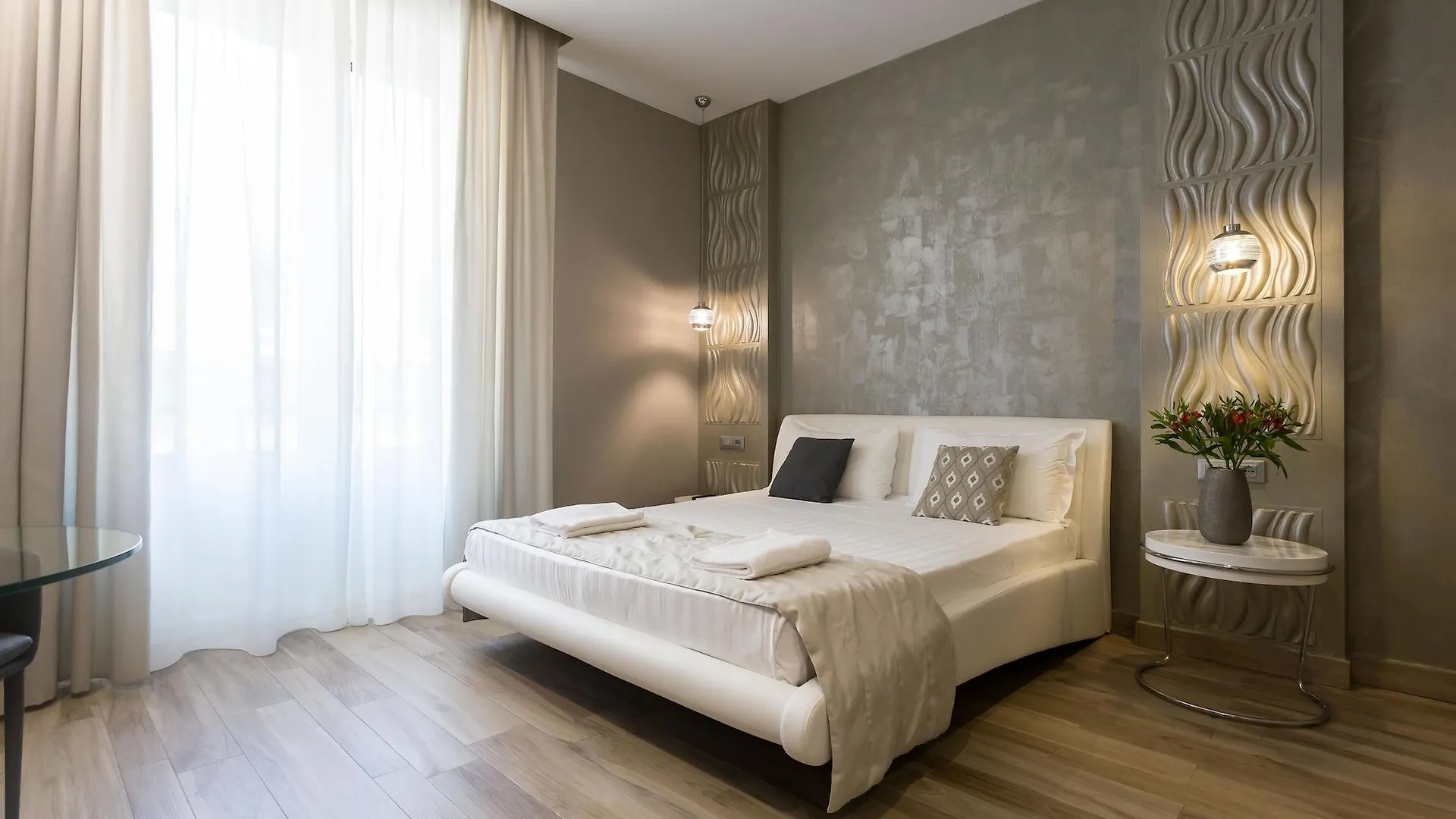 Aparthotel Durini Milan