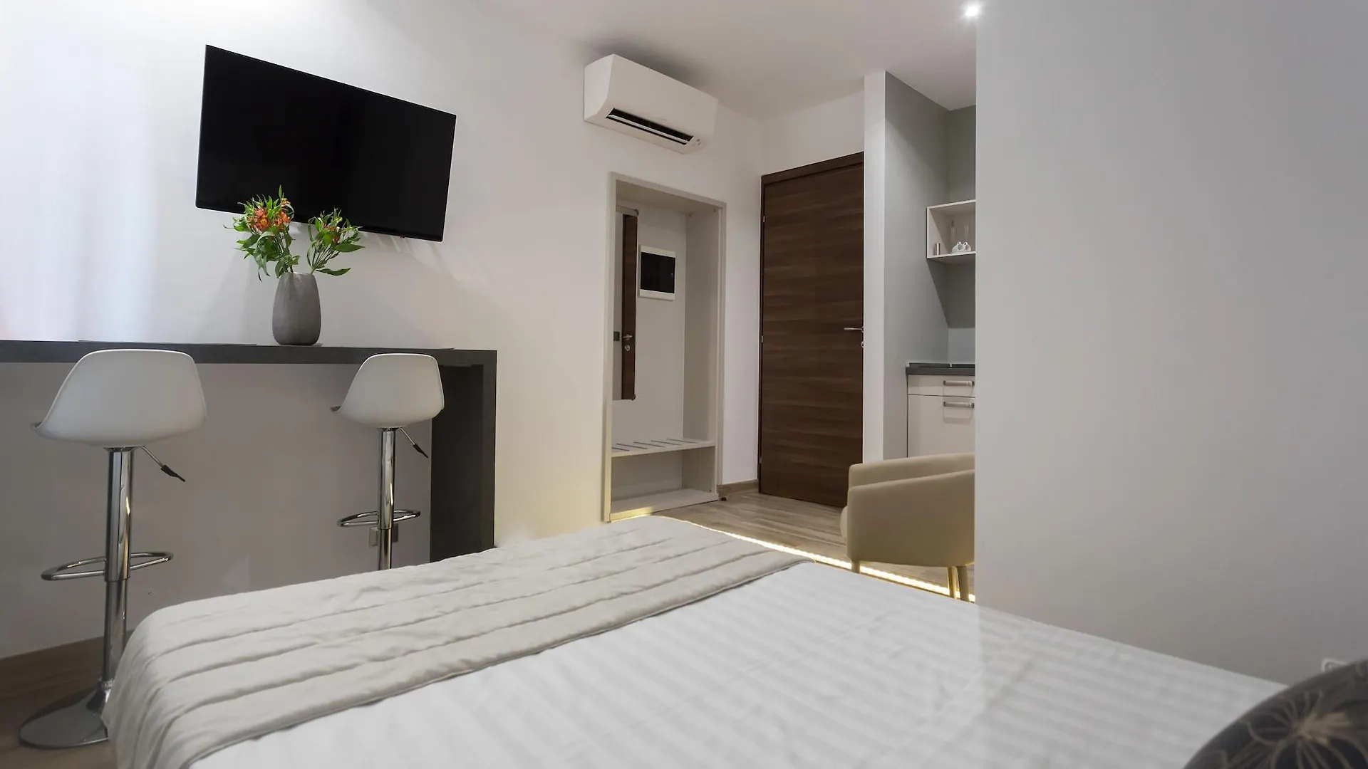 Aparthotel Durini Milano 2*,  Italien