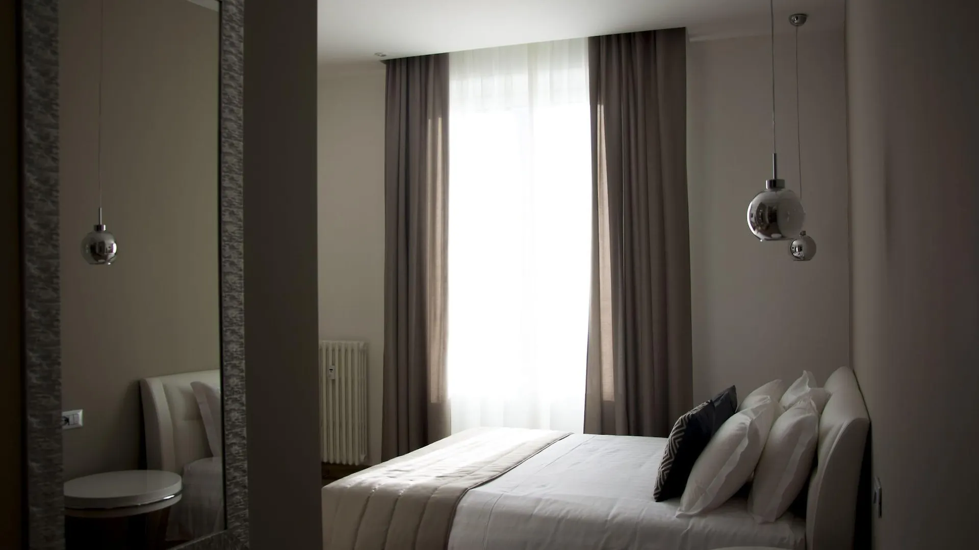 Aparthotel Durini Milano 2*,  Italien